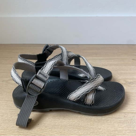 Chaco Z/Cloud Gray Strappy Hiking Sandals - Picture 2 of 5